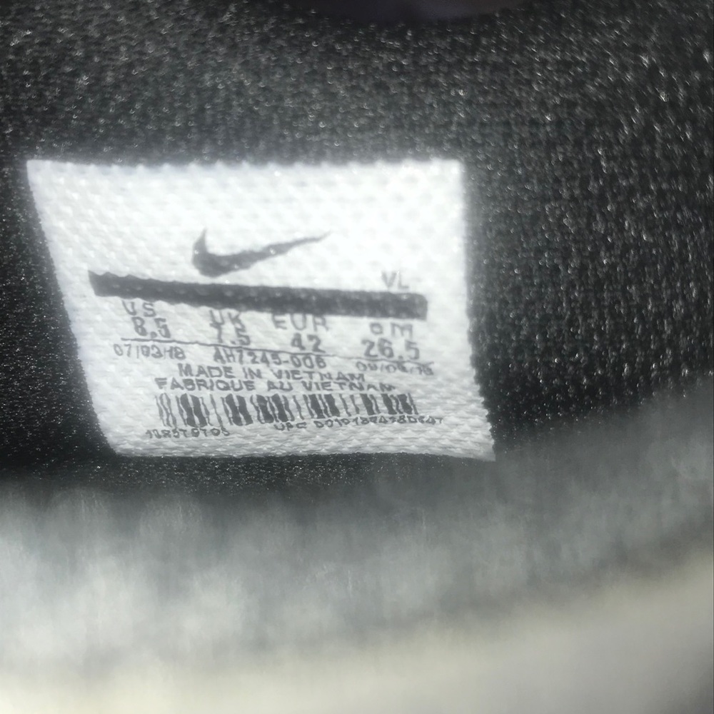 NikeTiempo Indoor Soccer Shoes - Picture 10 of 12